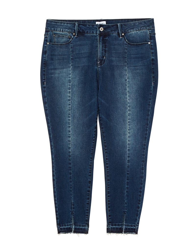 Front of plus size  by Rebel Wilson x Angels | Dia&Co | dia_product_style_image_id:128999